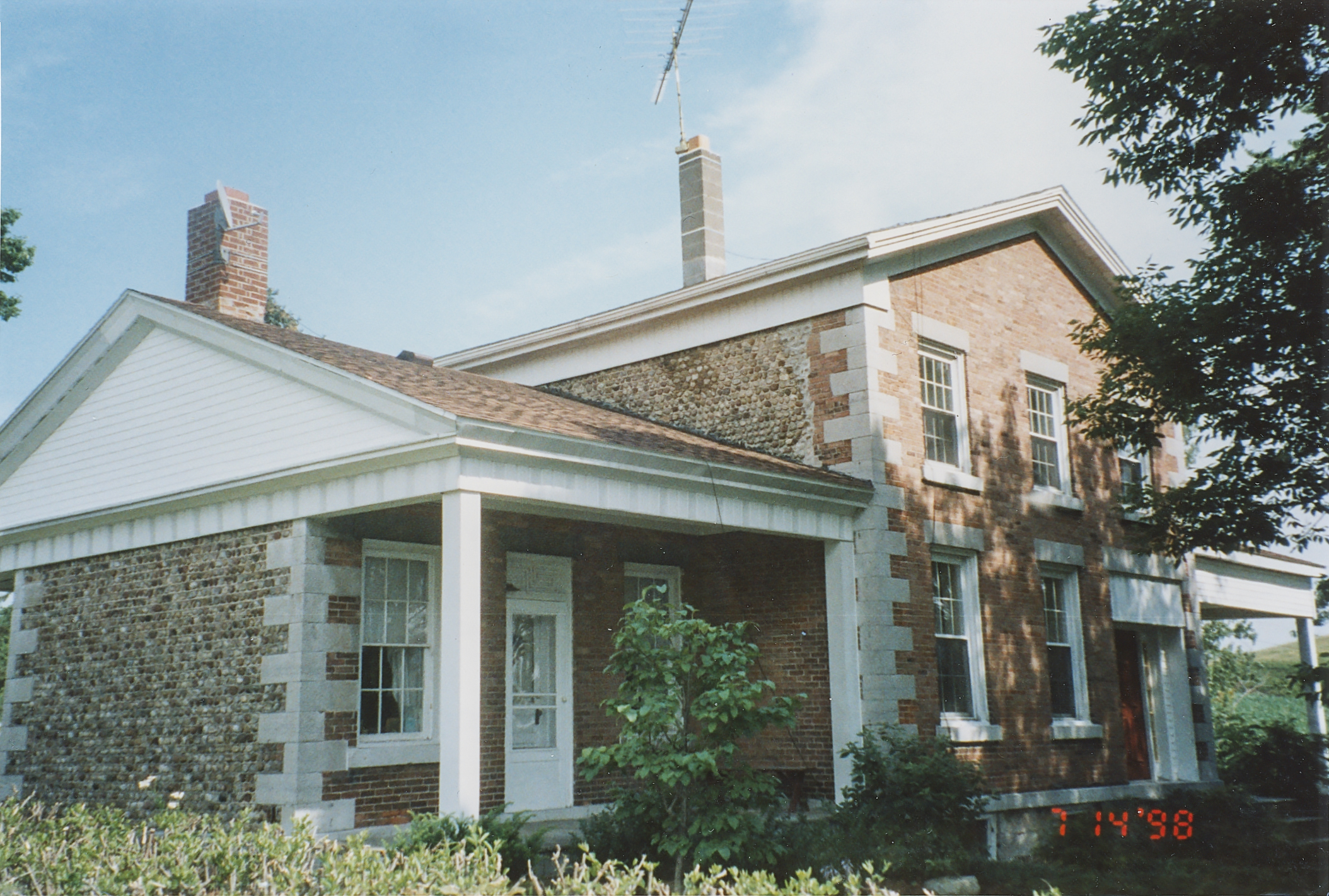 Morris-Traver House 980714